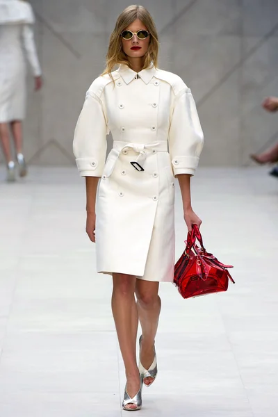 Look 4